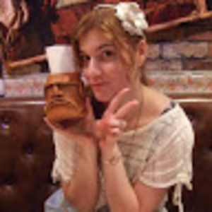 Meet your Posher, Lily